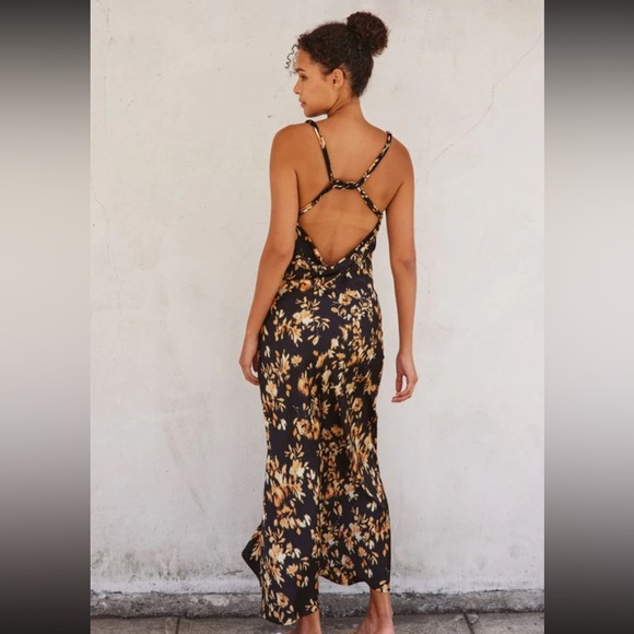 Sleeveless Cowl Neck Floral Print Maxi - Picture 2 of 4